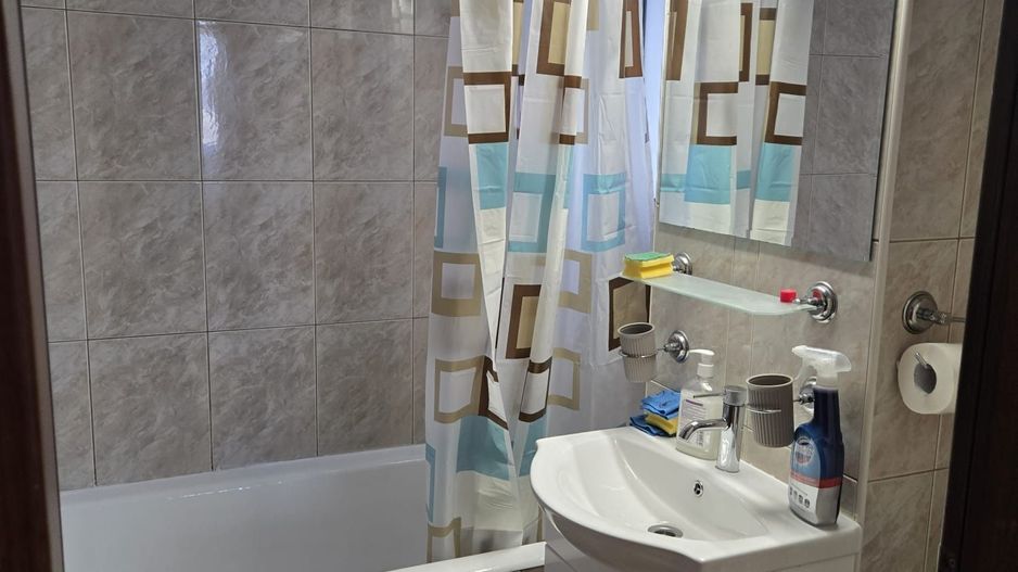 Închiriez apartament 2 camere zona- Metrou Eroii Revoluției - Poză 6