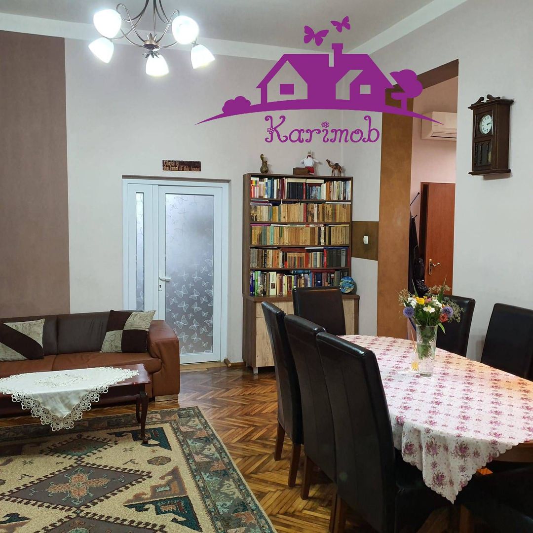 Casa si curte zona centrala - Poză 8