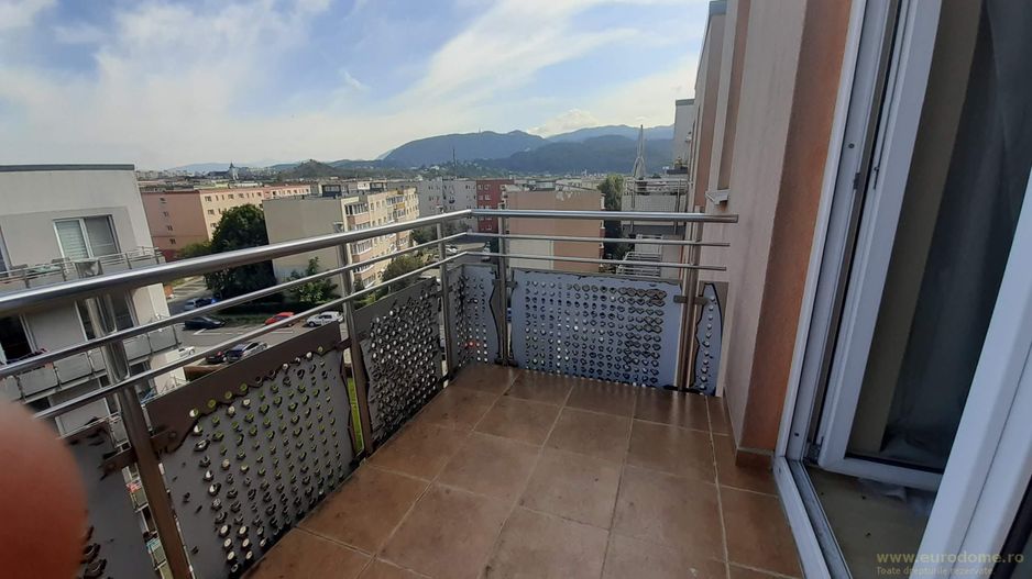 Avantgarden 2 garsoniera mobilata cu parcare - Poză 9