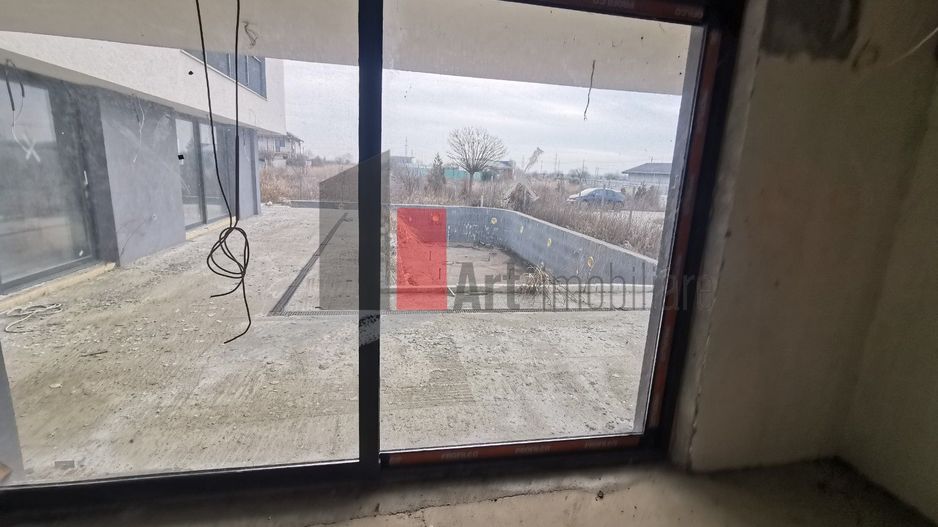 843 e/mp | Vila cu piscina in BAVARIA PARK | 1000 mp teren - Poză 4