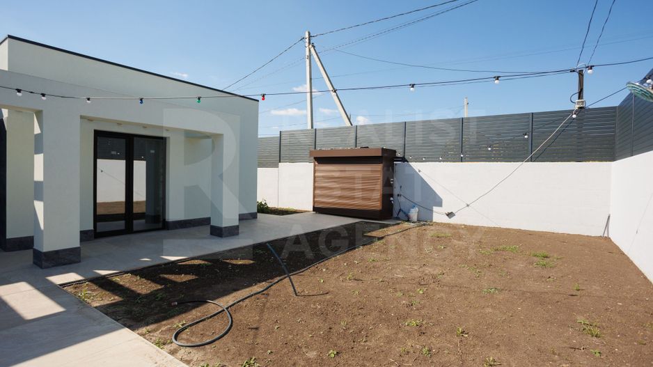 Vânzare, Casă Hi-Tech, 4 camere, str. Ion Suruceanu, Ialoveni - Poză 35