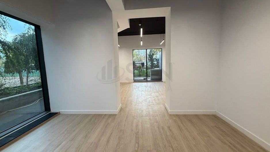 REC3001579 Spatiu Comercial Premium I Cortina Academy - Poză 3