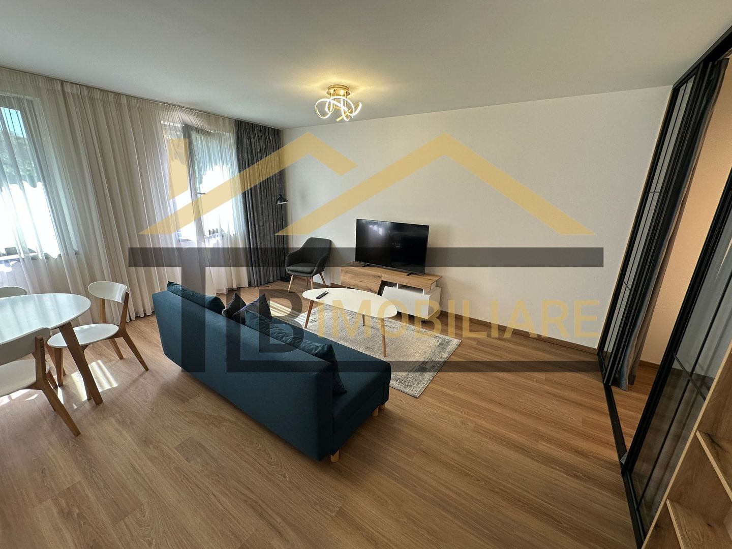 Studio, 50mp, parcare, Zona Semi-Central - Poză 2