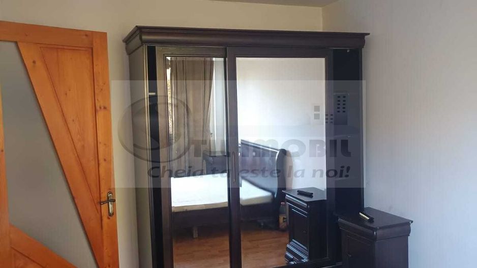 Apartament 2 camere, 52 mp, 3/4, Podu de Piatra - 96.000 euro ! - Poză 3