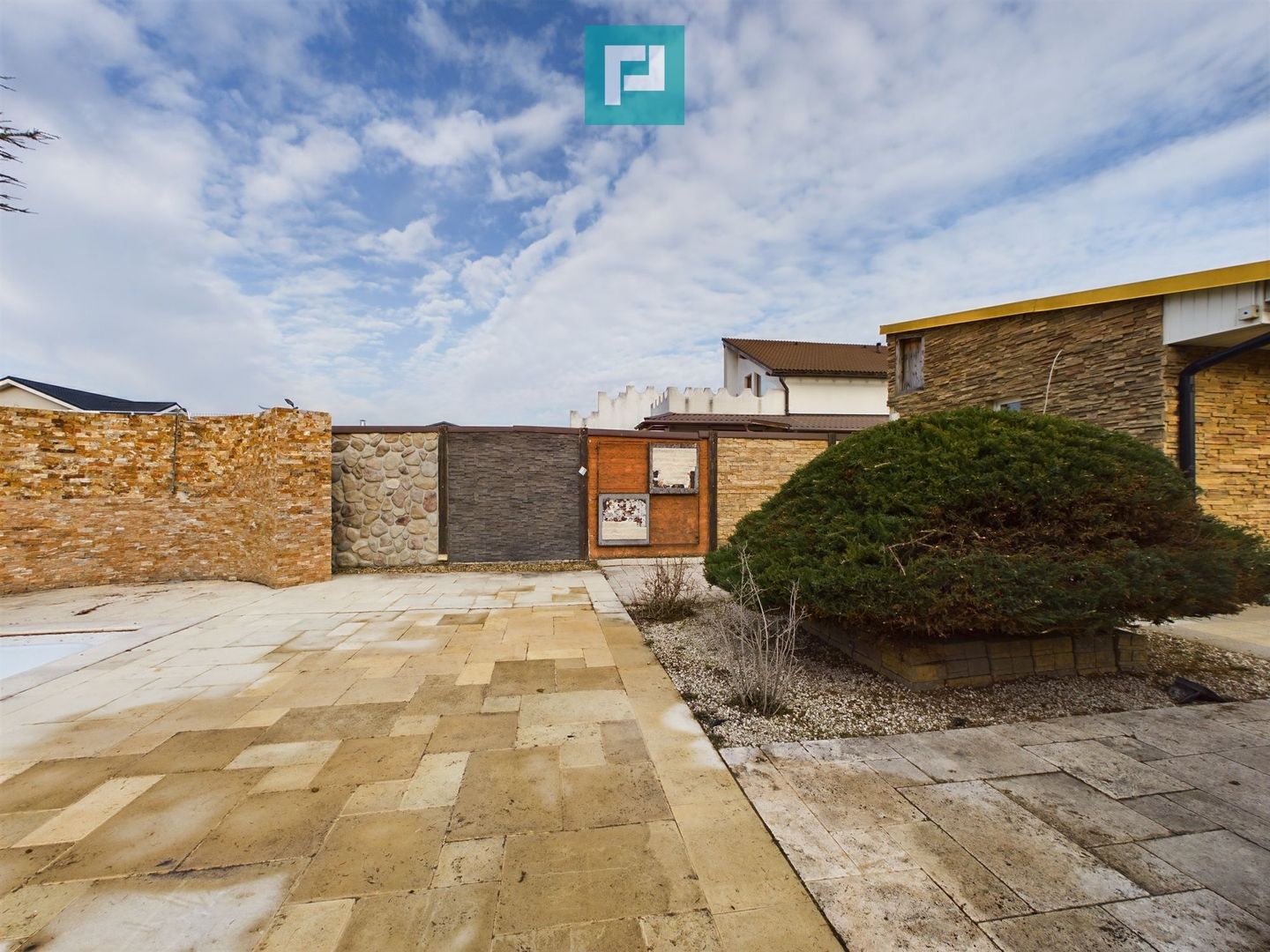 Casă 50 mpu cu teren 720 mp Gradiste - Poză 11