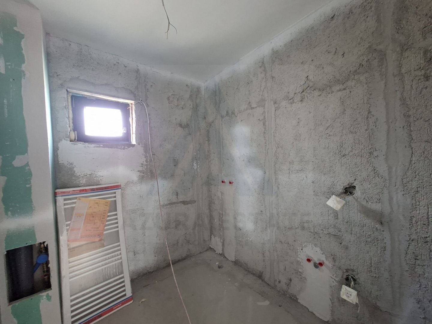 Apartament 2 camere 53 mp utili etaj 1 baie cu fereastra Selimbar - Poză 12