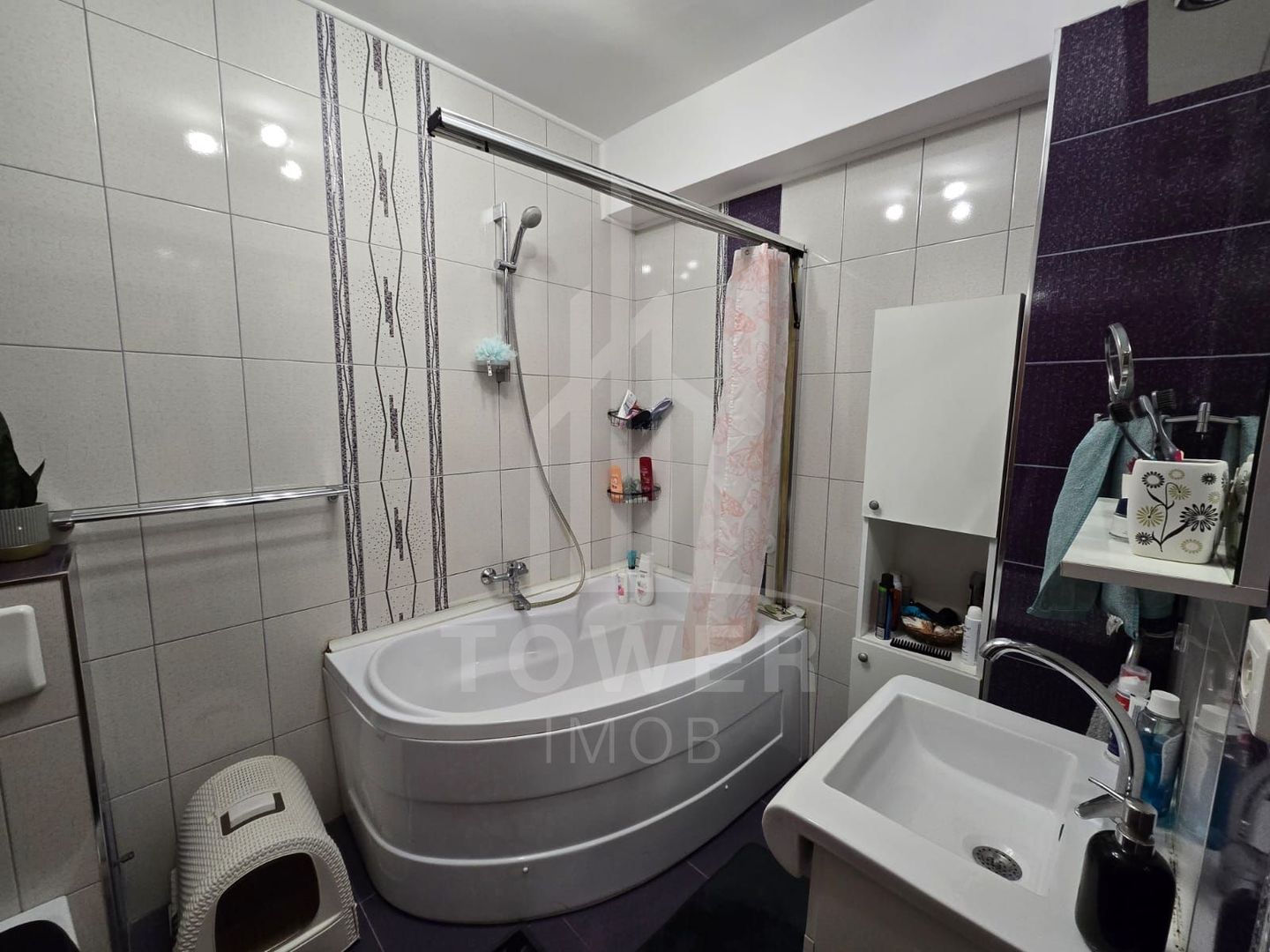 Apartament generos de 74 mp – spațiu, funcționalitate, confort - Poză 7