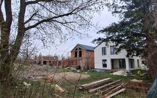 Spre Vanzare- Vila-1 Decembrie, Ilfov, cartier rezidential. - Poză 3