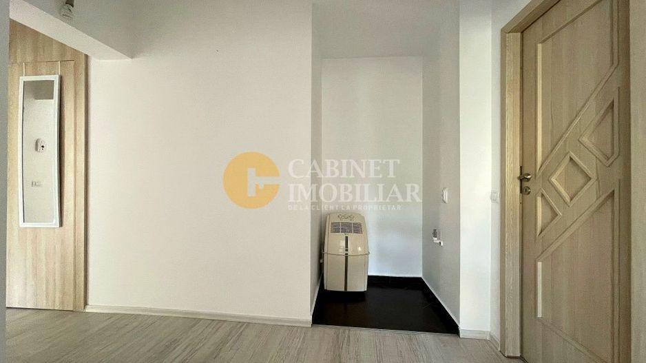 Etaj 3 Apartament 3 Camere Decomandat Belvedere Pizza-Nico Nicolina - Poză 4