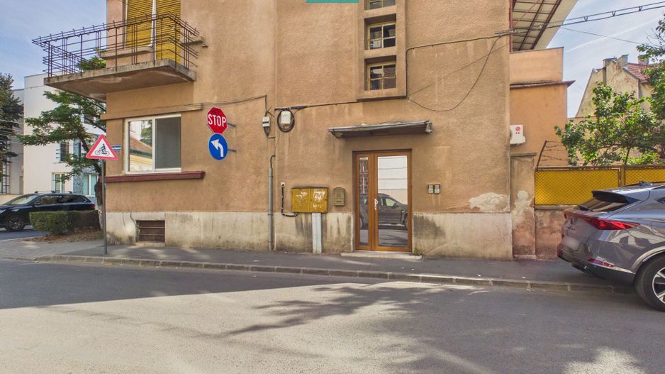 Apartament 3 camere  – Central Arad - Poză 4