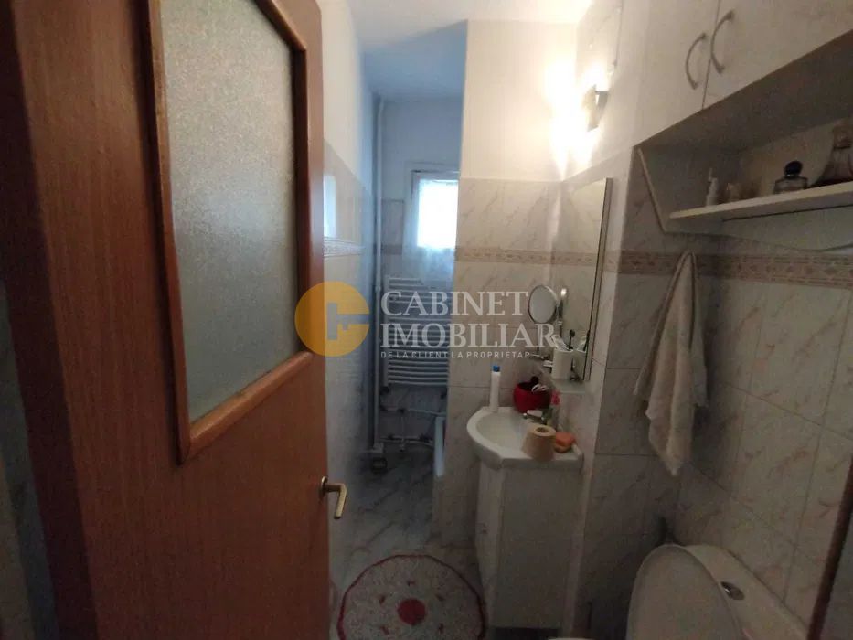 3 Camere Decomandat - Etaj 1 -Frumoasa - Bloc 1984 - Poză 8