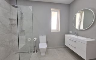Casa renovata total- zona Calea Poplacii cu teren de 454 mp - Poză 15