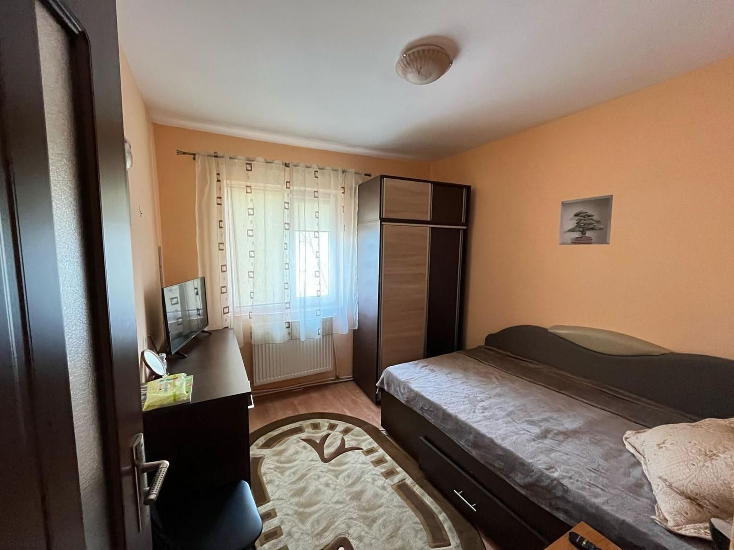Apartament cu 3 camere, etaj 4, VASLUI zona CENTRU; - Poză 4