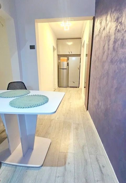 Închiriere ap. 2 camere ultracentral, 53 mp, etaj 7, lift - Poză 3