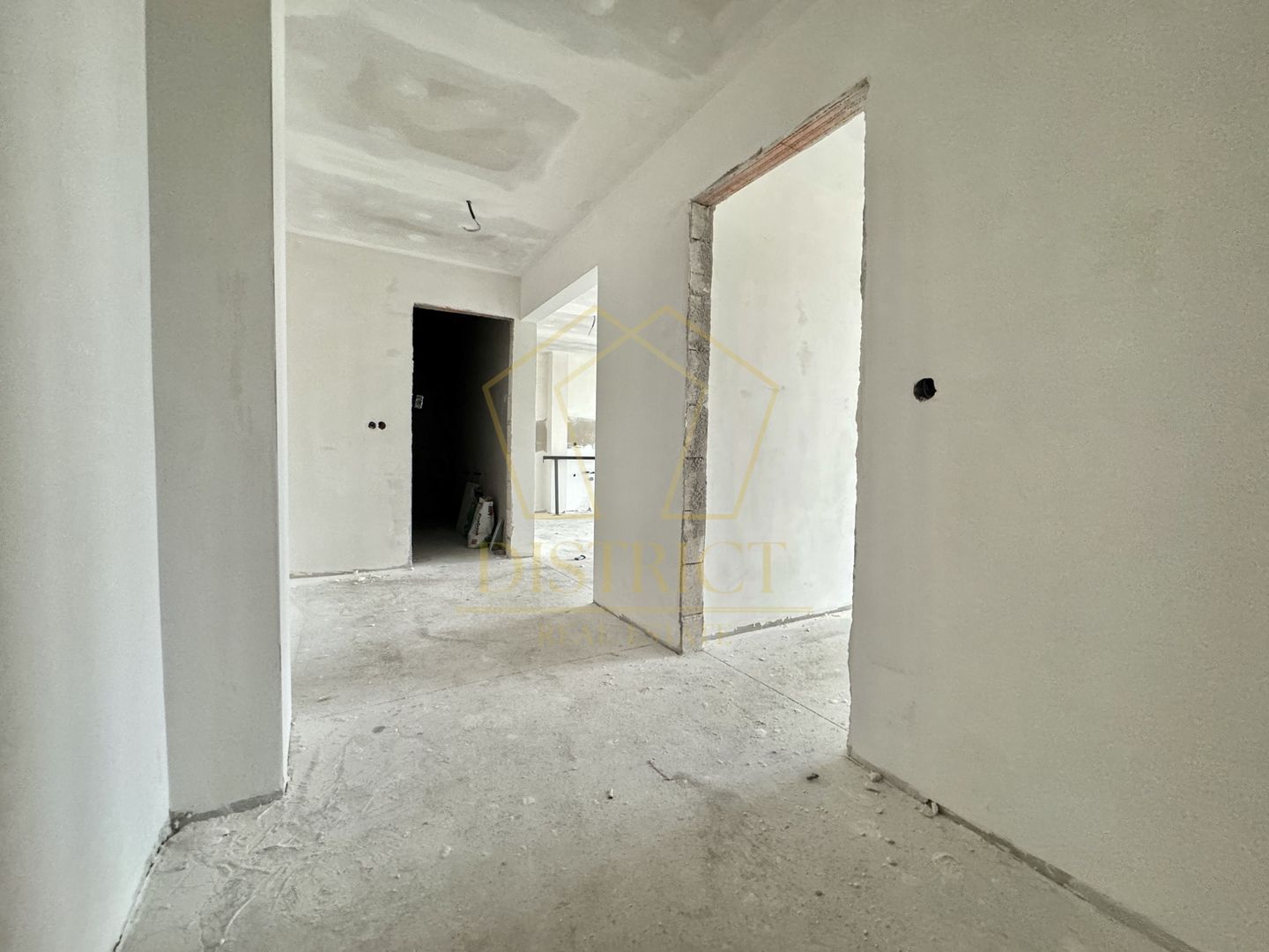 Apartament decomandat cu 2 camere | Comision 0% | Torontalului - Poză 4