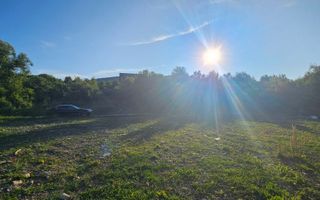 Teren extravilan 1300 mp - Poză 1