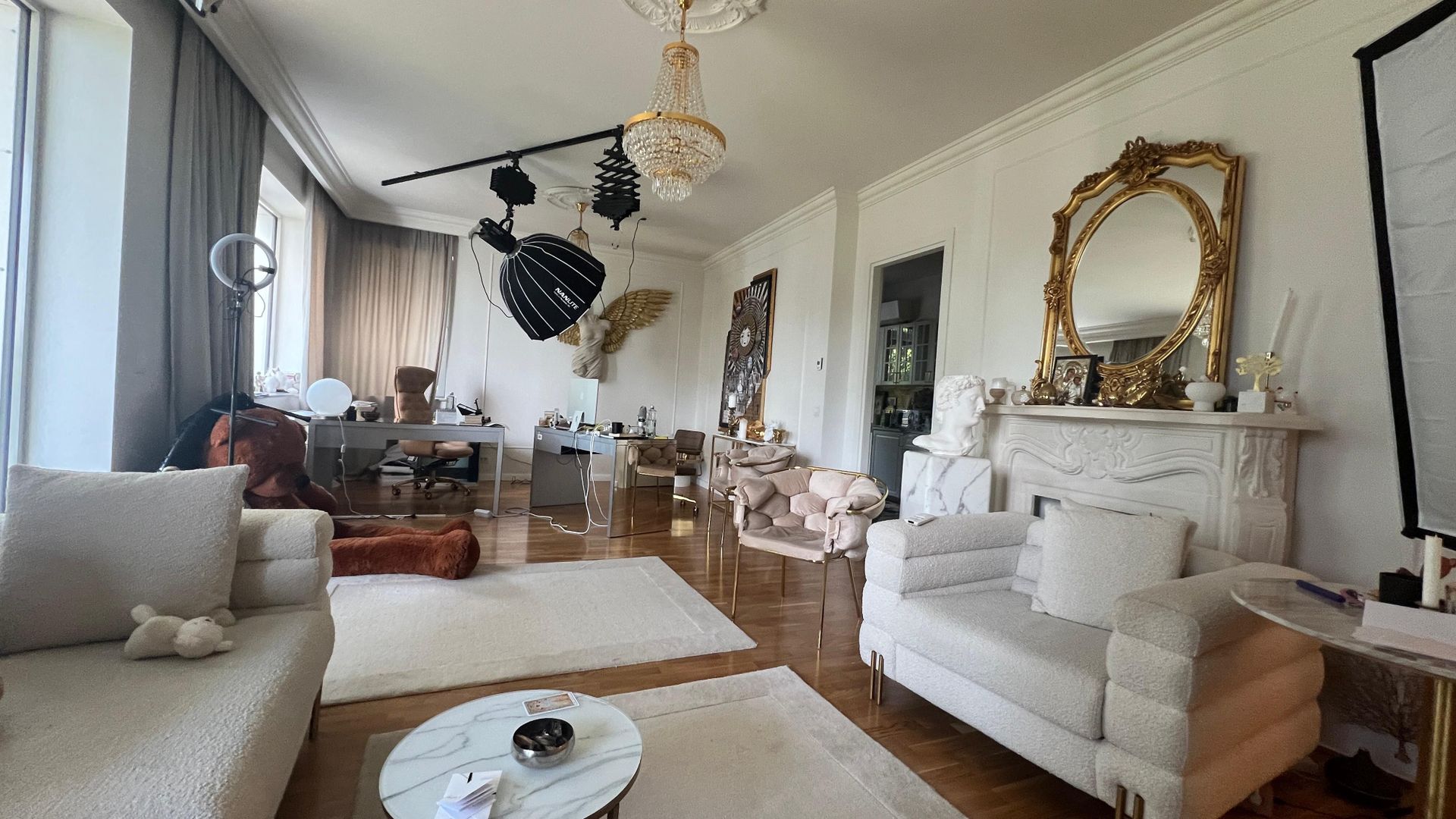 3 camere plus curte amenajata de 56 mp - Poză 2