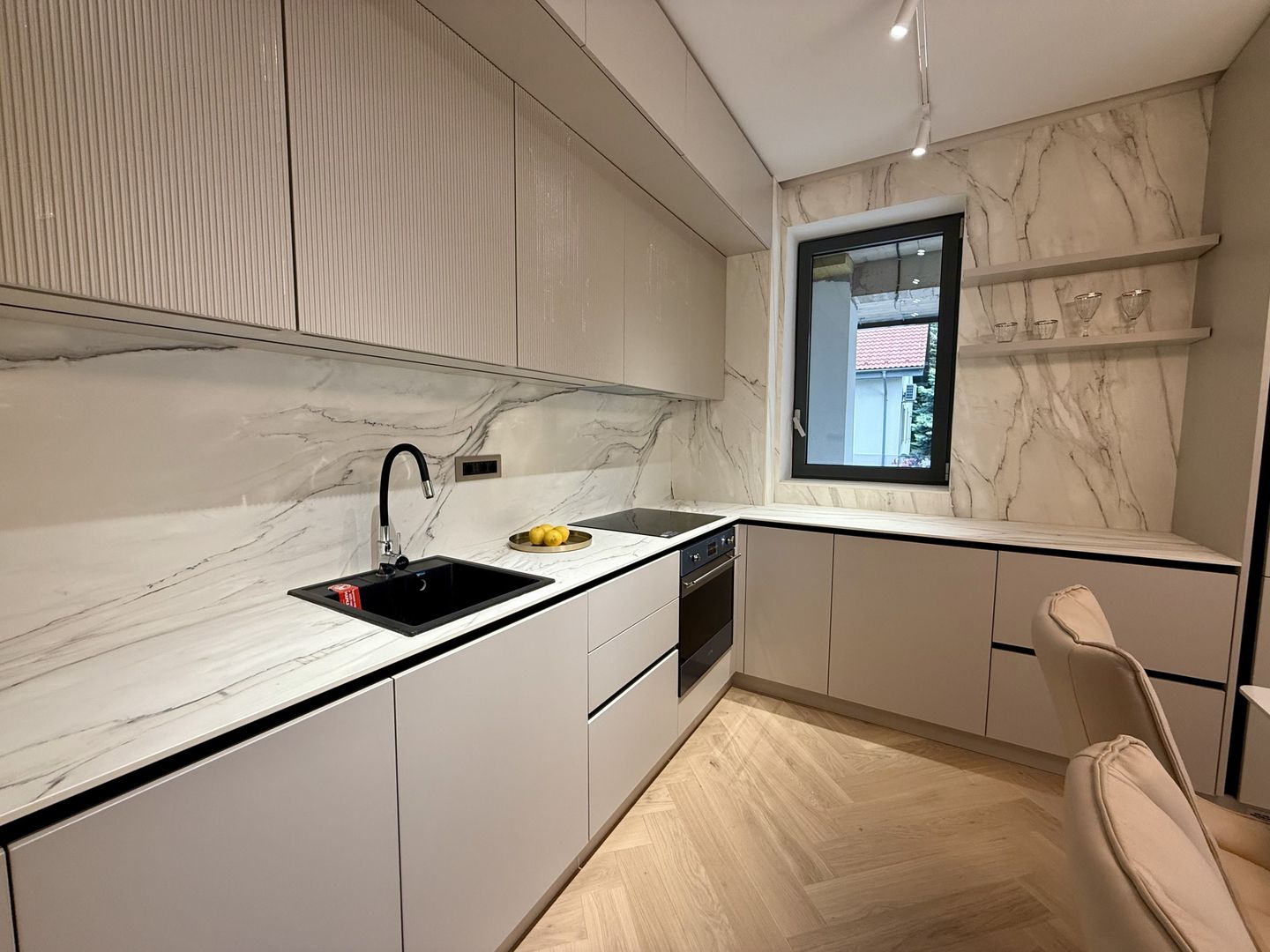 Apartament superb cu 2 Camere si terasa generoasa - Iancu Nicolae - Poză 6