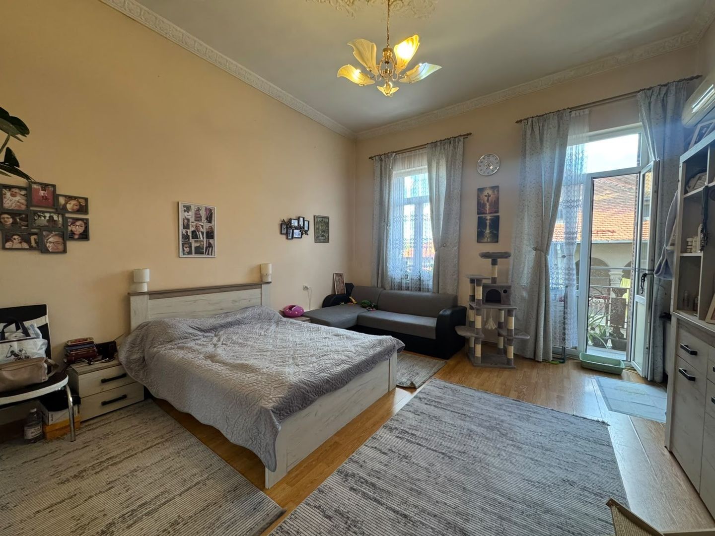 PROPRIETATE INTERBELICA 4 CAMERE+ GARSONIERA + BOXE || PIATA VICTORIEI - Poză 15