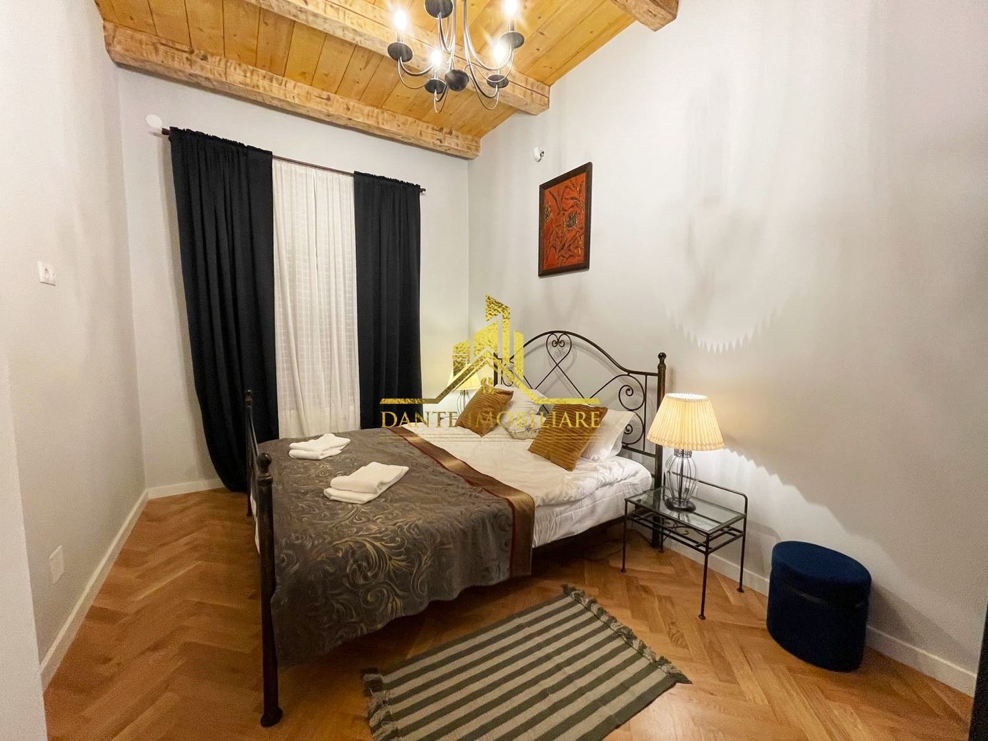 Casa, 3 dormitoare,2 bai, ultrafinisata, mobilat lux, Marasti, Paris - Poză 25
