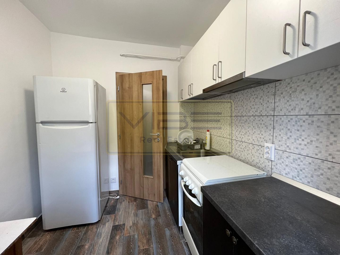 Apartament 2 dormitoare + living Podu Ros - Poză 15
