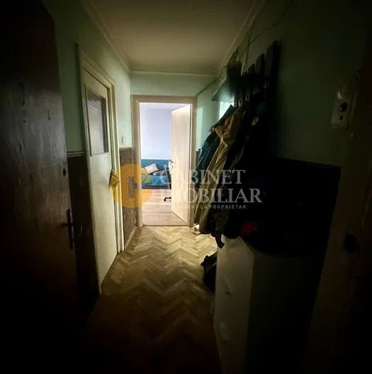 4 Camere Decomandat  - Etaj 1 - Zona Galata/ Biserica Galbena - Poză 3