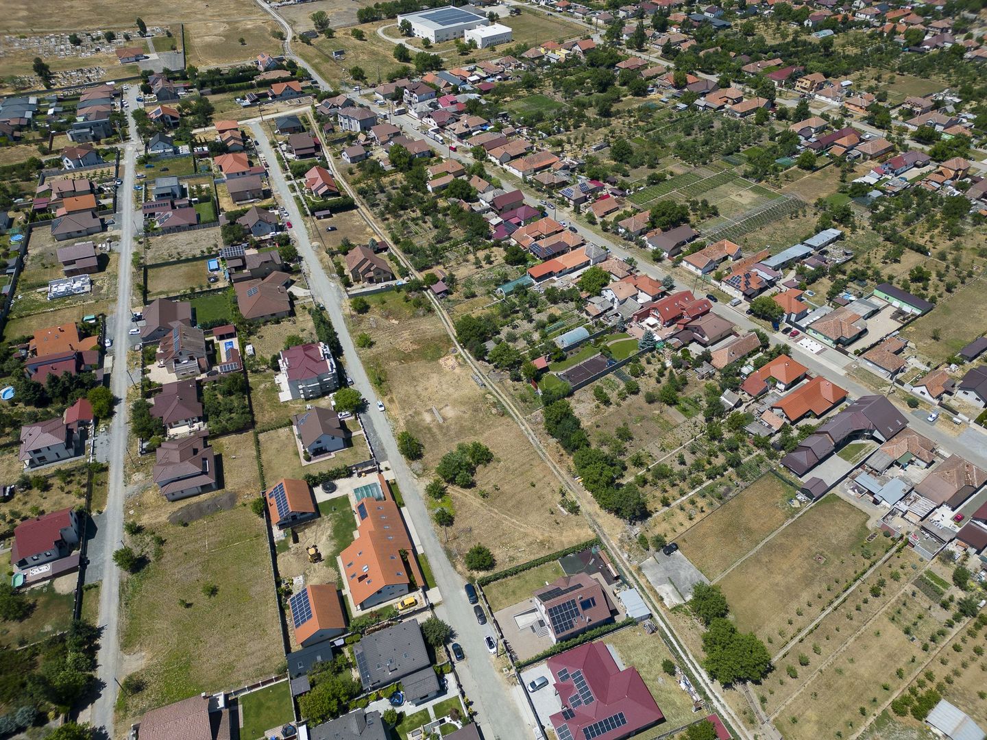 Loc de casă în Sânleani 420 mp - Poză 4