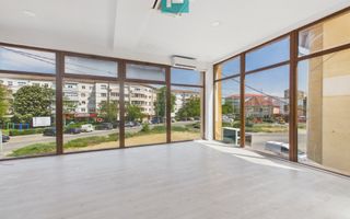 Spațiu comercial renovat, vitrină 8 m, Etaj 1 - Poză 2