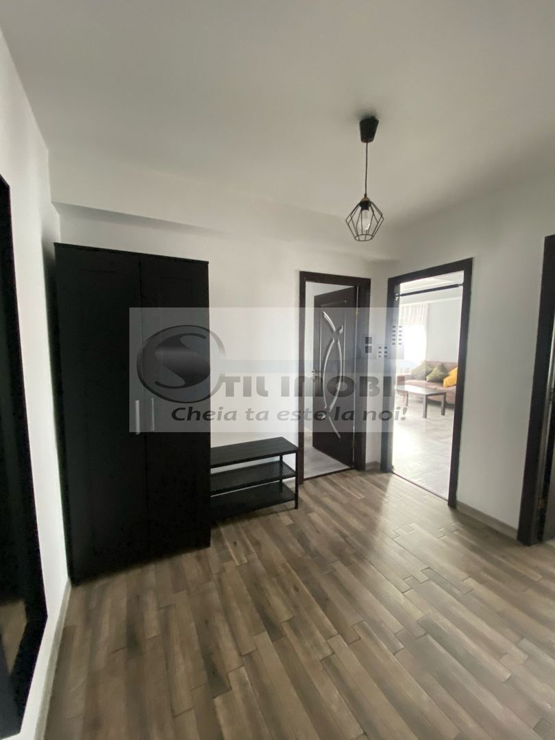 Apartament 2 camere decomandat mobilat Podul de Piatra 159000 euro - Poză 9