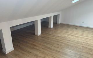 Vila moderna spatioasa - Poză 14