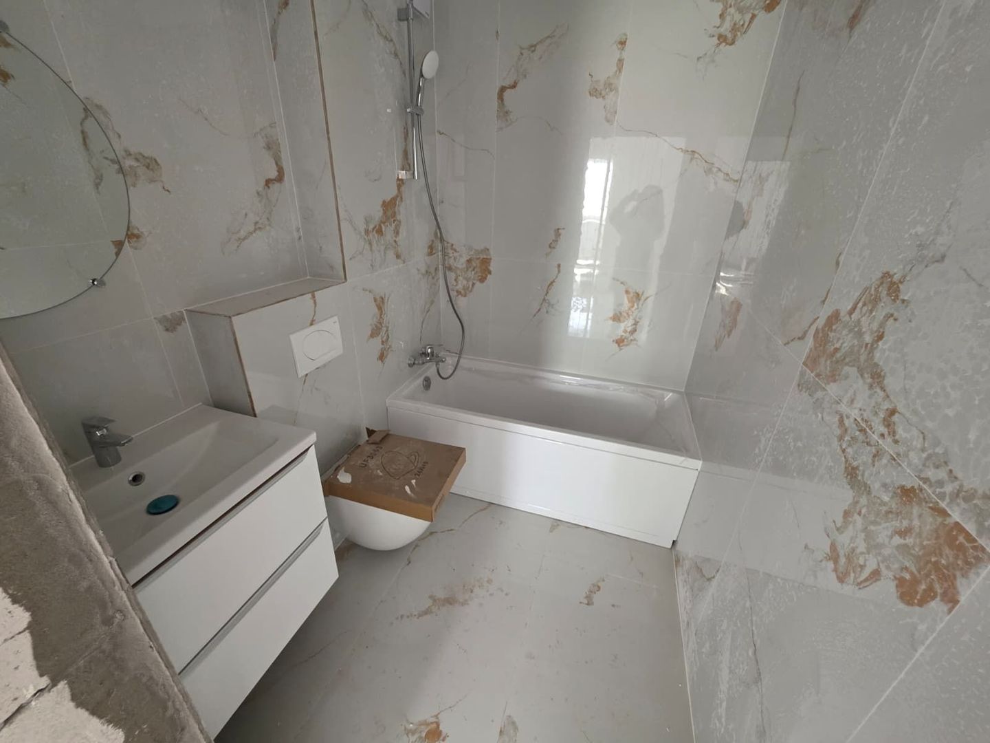 STUDIO - DORMITOR SEPARAT, FINISAJE PREMIUM, PREDARE IUNIE, COMIS 0% - Poză 5