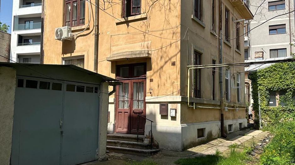 Vila 7 camere zona Dacia - Piata Spaniei - Poză 1