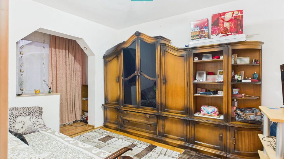 Apartament 2 camere complet utilat și mobilat - Poză 8