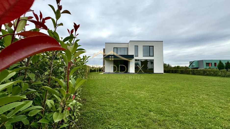 Vila Exclusivista in Mijlocul Naturii *959mp teren*/ 420mpc / Balotesti - Poză 18