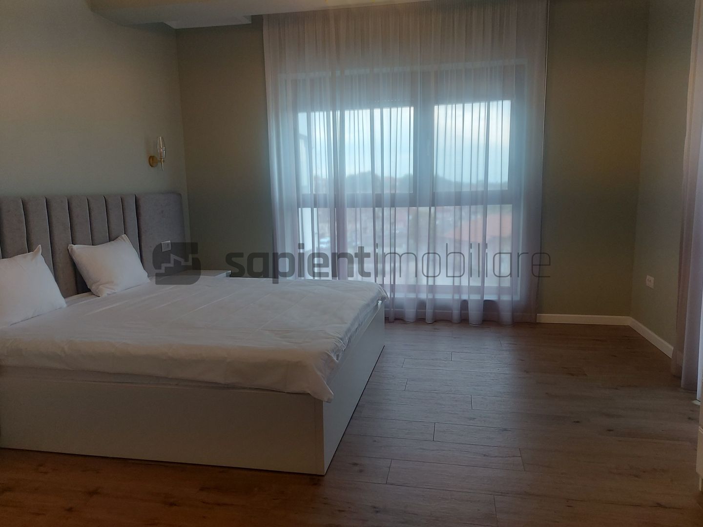 Ap.cu 3 camere lux, ultracentral - Poză 5