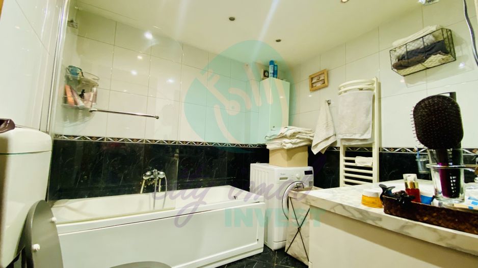 Casa cu 3 camere si curte - Poză 8