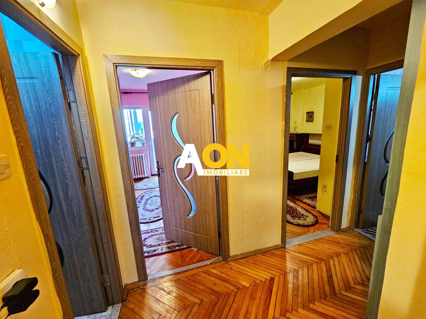 Apartament 3 camere, 2 bai, 2 balcoane, etaj 1, zona Liceului Sportiv - Poză 7