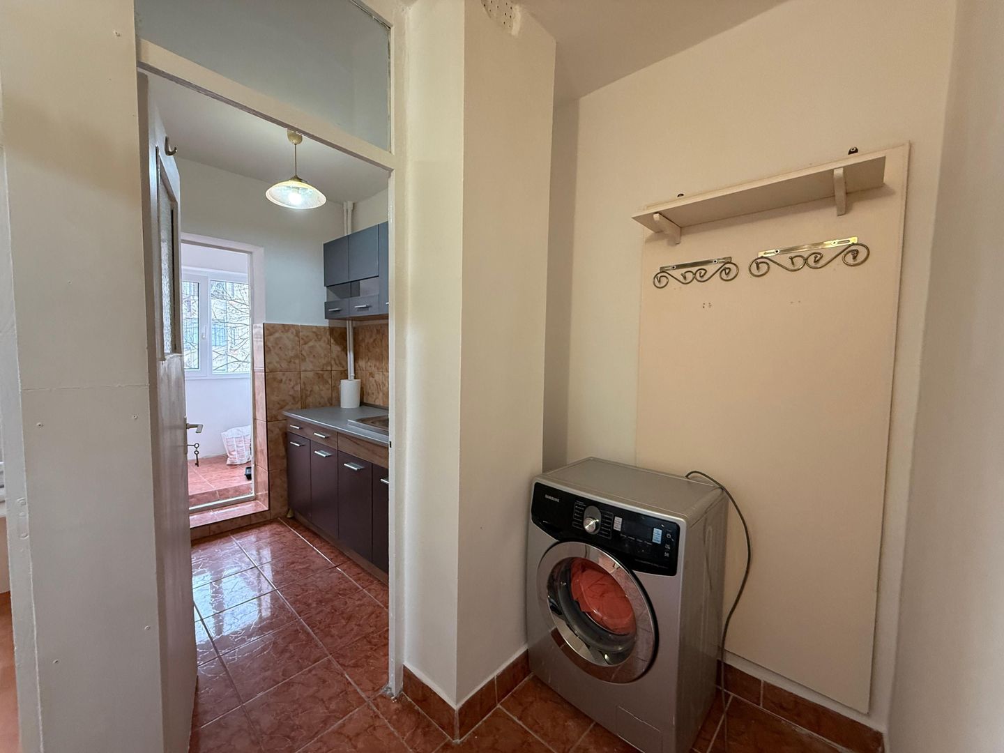 Chirie, apartament, 1 camera, 30 mp, Traian Lalescu Oradea. 250 E/lună - Poză 7