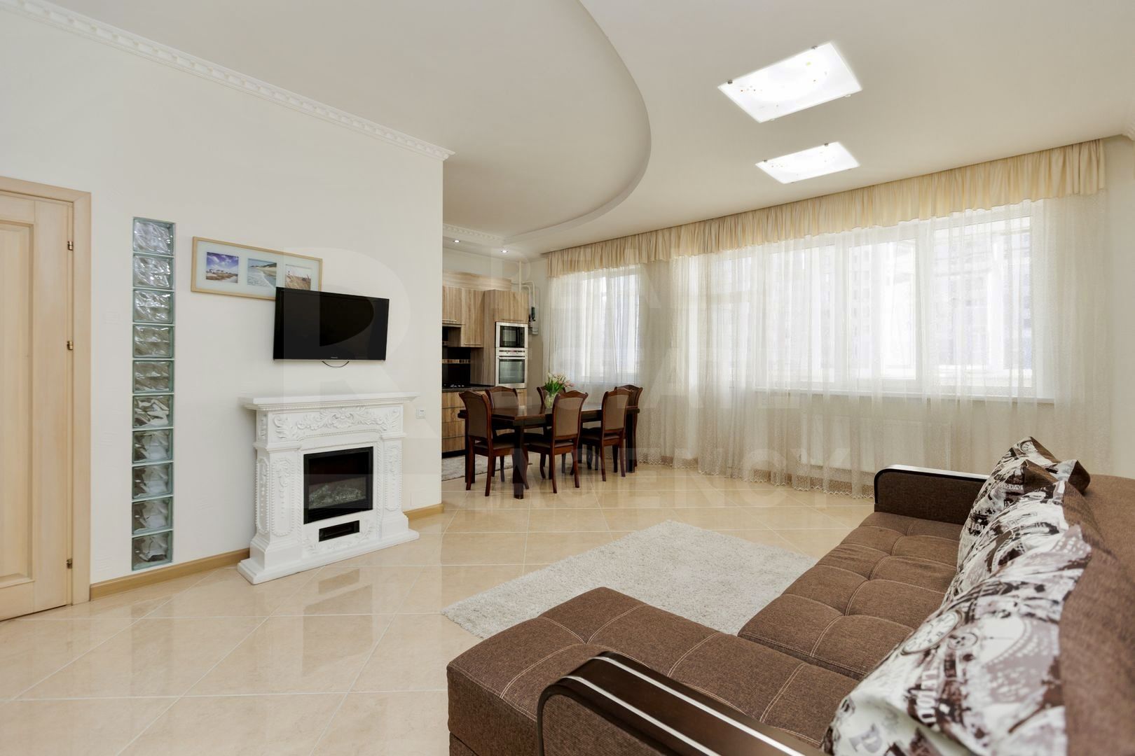 Chirie, apartament, 3 camere, strada Anestiade, Centru - Poză 2