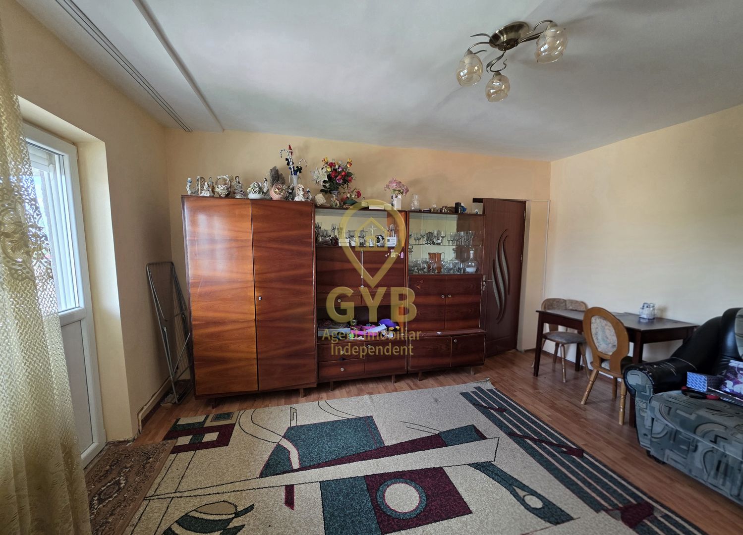 Apartament spatios cu 4 camere, 2 balcoane – Marghita, zona Penny - Poză 2