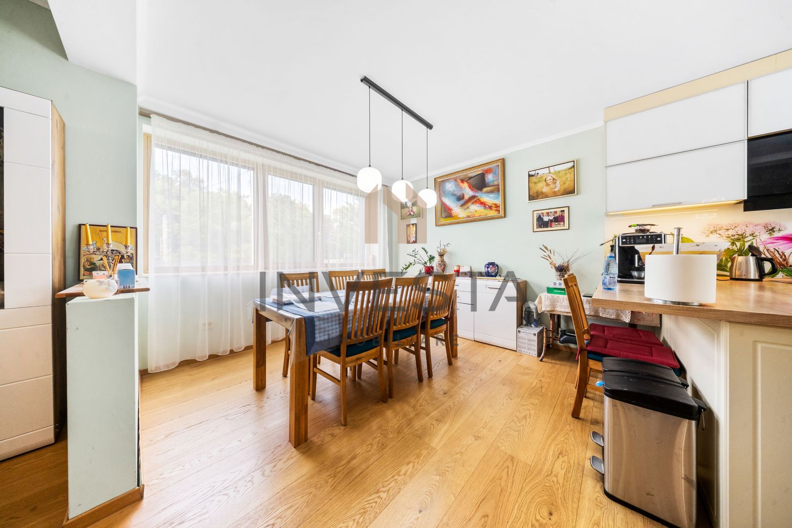 Vila exclusivista cu design elegant si eficienta energetica, Faget - Poză 3