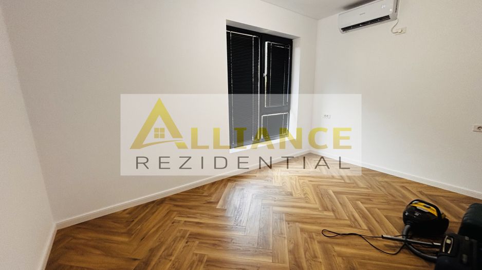 Casa  individuala cu piscina incalzita  5 camere 120 mp utili 280 - Poză 14