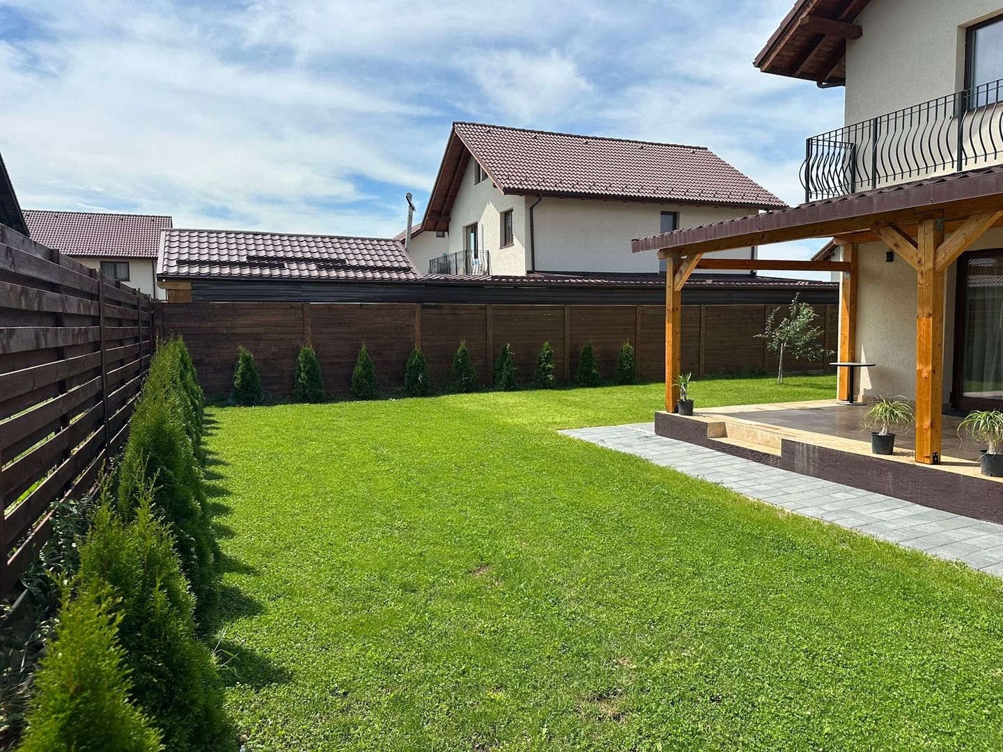 Casă single de vânzare - Cartier Izvor - Poză 9