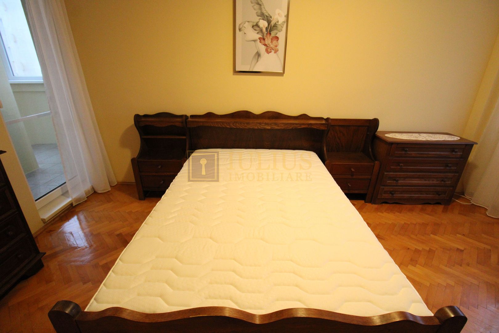 3 dormitoare , central , vedere panoramica parcul Botanic - Poză 13