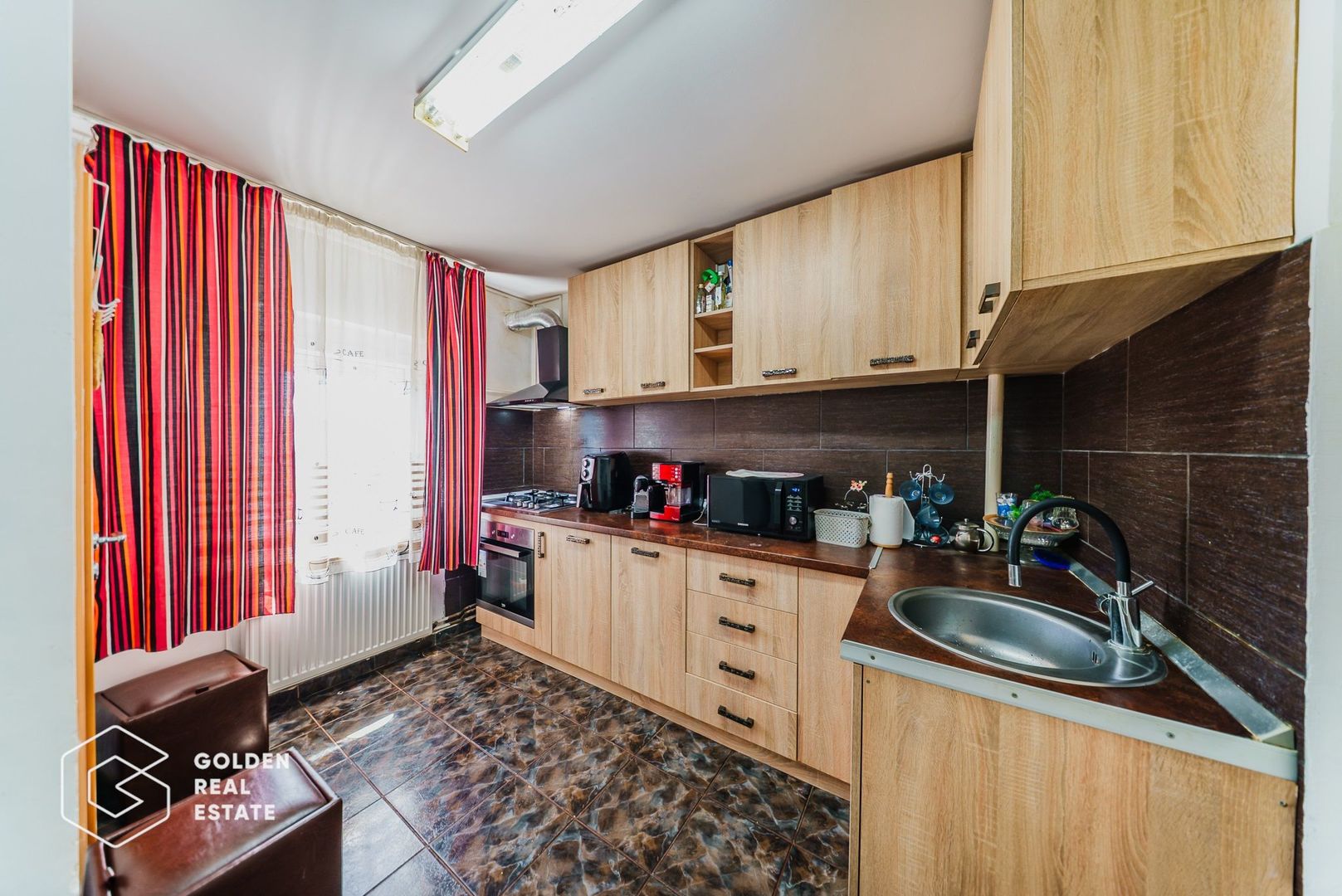 Apartament 3 camere, decomandat, Confectii, comision 0% - Poză 5