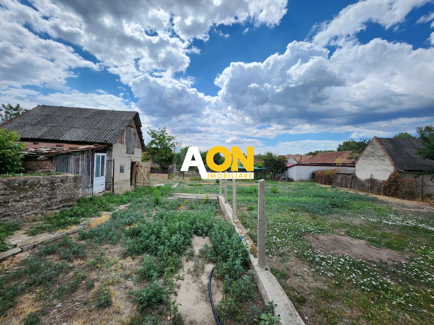 Teren de vanzare cu toate utilitatile, deschidere mare, 800mp - Poză 3