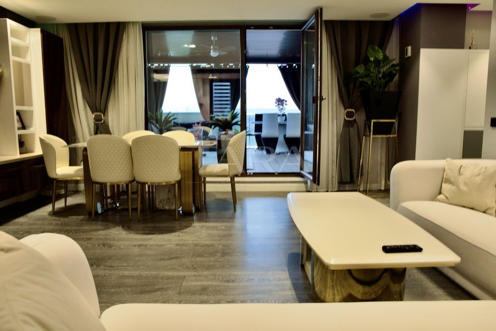 Penthouse Luxos. Terasă Panoramică. Priveliste Spectaculoasa. - Poză 1