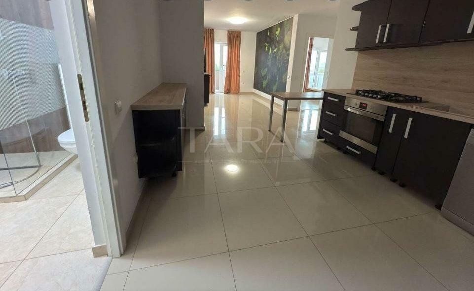 Vânzare apartament cu 3 camere, imobil nou, cu lift. - Poză 3