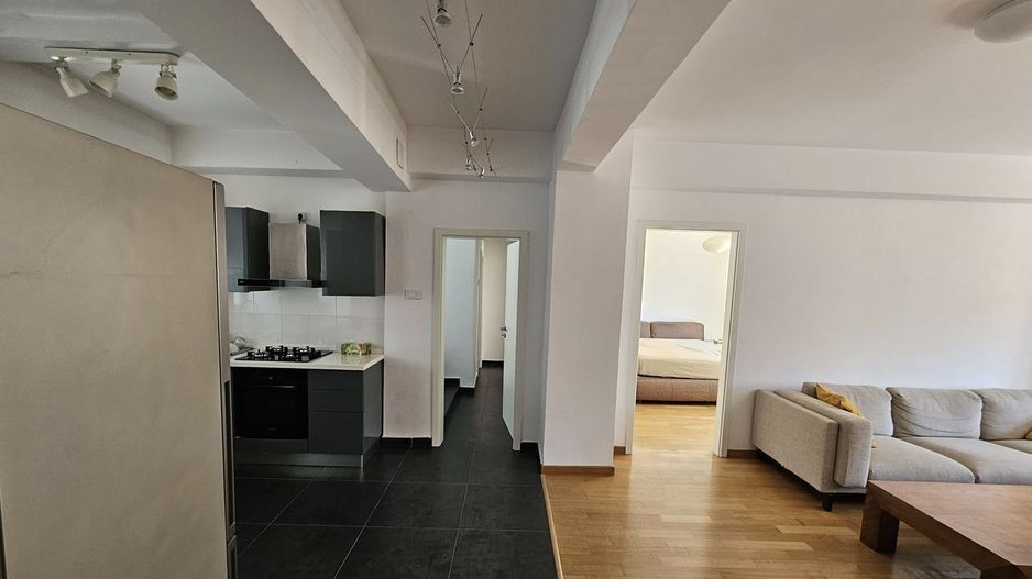 Apartament 3 camere | Ultracentral | Renovat complet - Poză 5