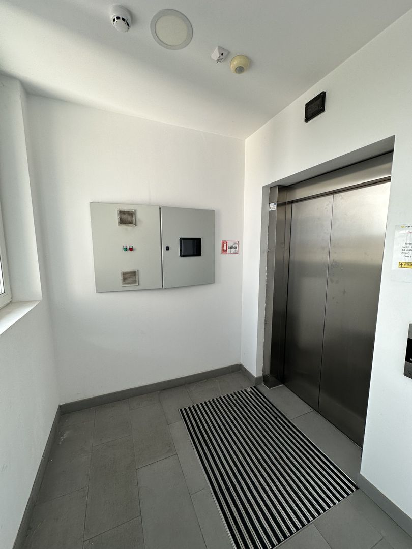 Spațiu  inchiriat   birouri   316 mp - Poză 15